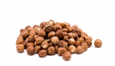 مغز فندق خام درجه1